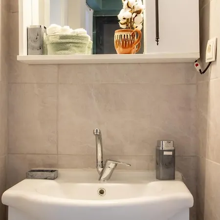 Cozy Seaside Retreat W Sea View In * Kusadasi